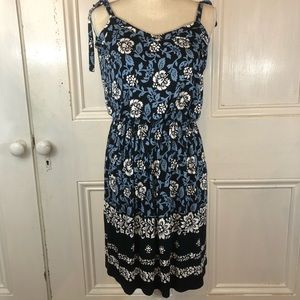 CLEARANCE NWT Ann Taylor Loft Floral Blue and Black Tie Strap S Sun Dress
